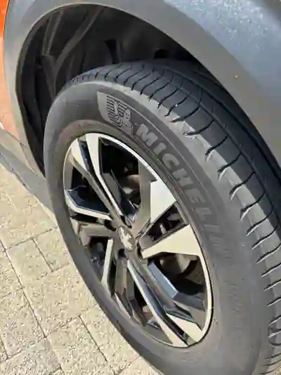 Peugeot 2008 2021 - 14200 EUR, 67000 km - AUTO.MOTO.pt - 67000km - foto 10 de 11
