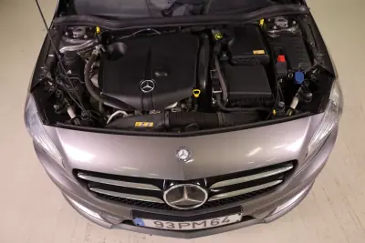 Mercedes-Benz A 200 2015 - 20950 EUR, 54047 km - AUTO.MOTO.pt - 54047km - foto 9 de 32