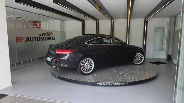 Mercedes-Benz C 220 2017 - 29500 EUR, 196135 km - AUTO.MOTO.pt - 196135km - foto 7 de 59
