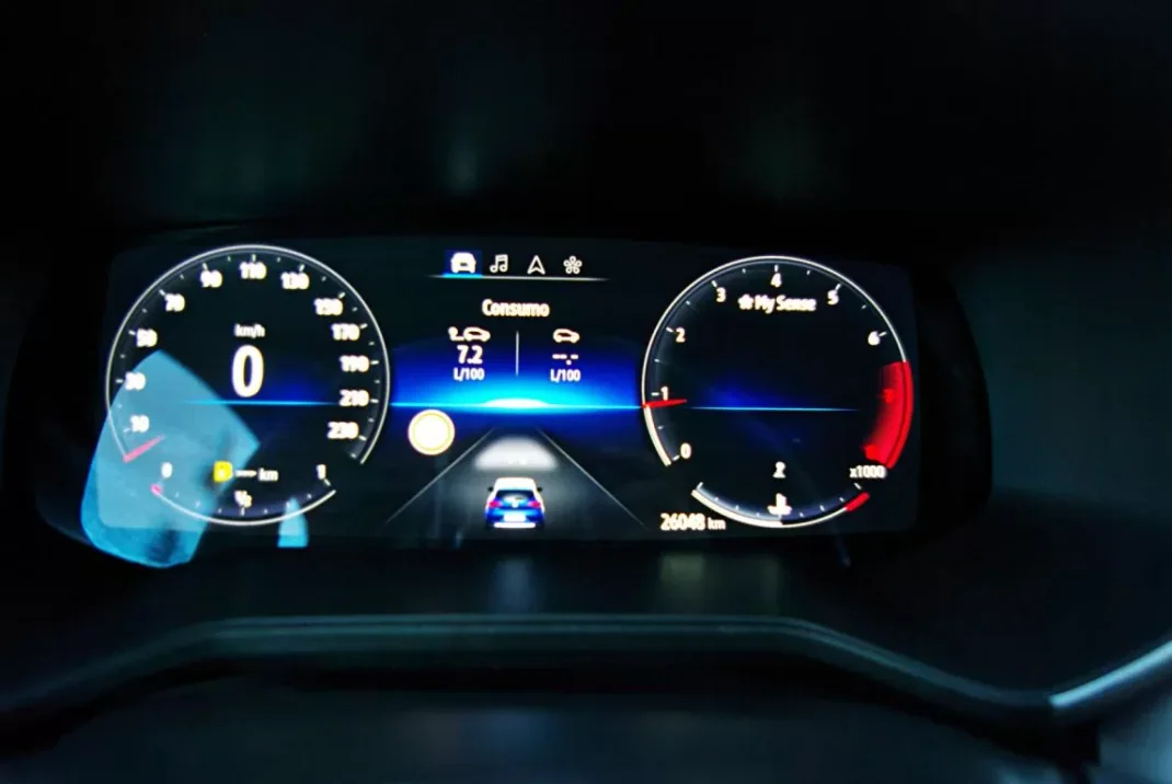 Renault Clio 2023 - 18900 EUR, 26048 km - AUTO.MOTO.pt - 26048km - foto 30 de 40