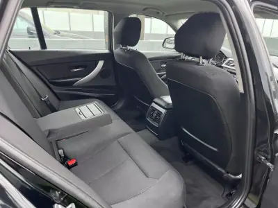 BMW 320 2013 - 13900 EUR, 220000 km - AUTO.MOTO.pt - 220000km - foto 48 de 55