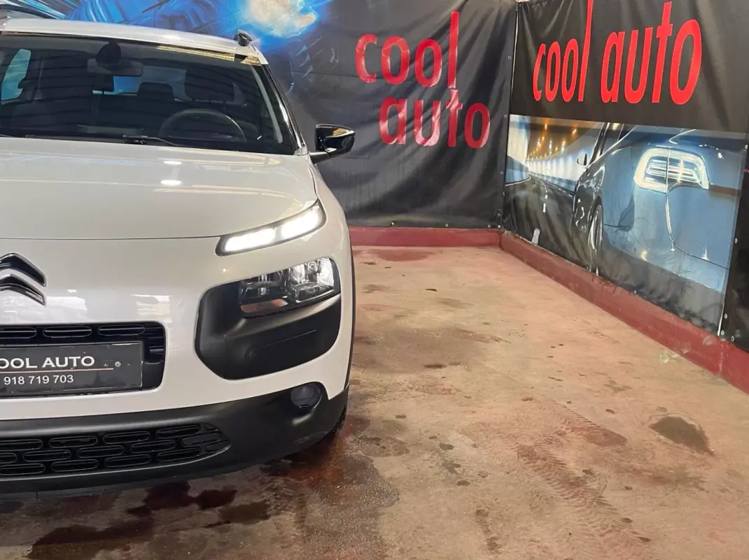 Citroën C4 Cactus 2017 - 10750 EUR, 58000 km - AUTO.MOTO.pt - 58000km - foto 11 de 37