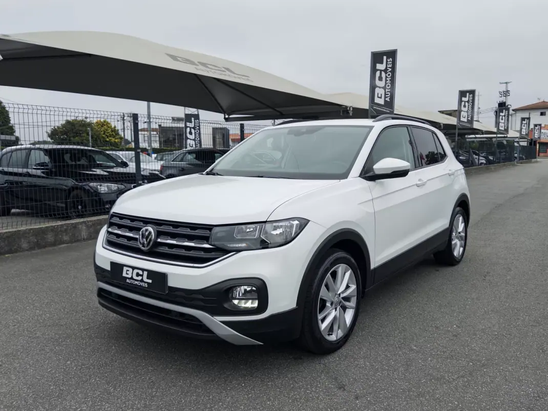 Volkswagen T-Cross 2019 - 17990 EUR, 105000 km - 105000km - foto 3 de 39