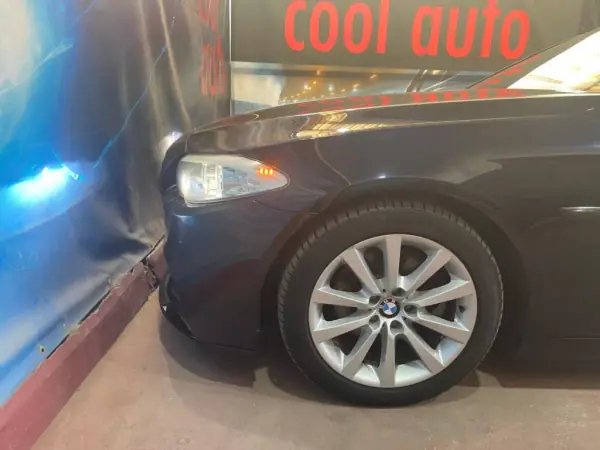 BMW 520 2010 - 15999 EUR, 174000 km - AUTO.MOTO.pt - 174000km - foto 20 de 51