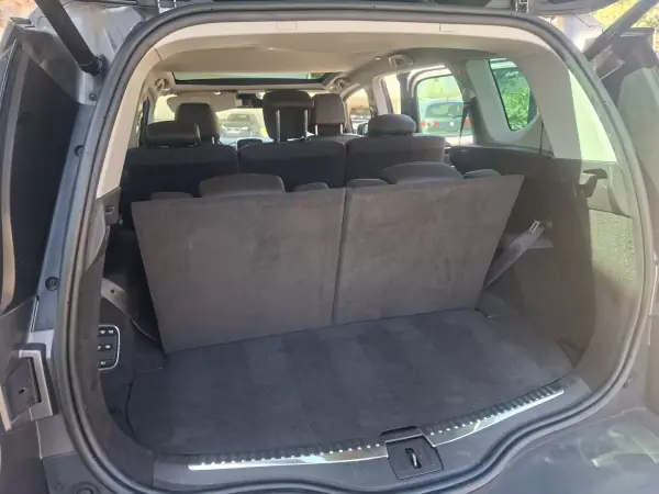 Renault Espace 2017 - 14950 EUR, 206218 km - 206218km - foto 2 de 43
