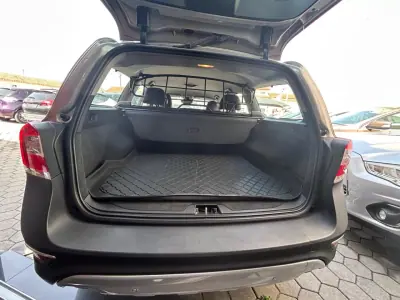 Volvo XC 70 2015 - 14990 EUR, 215301 km - AUTO.MOTO.pt - 215301km - foto 17 de 19