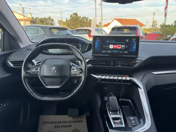 Peugeot 3008 2022 - 21750 EUR, 68000 km - AUTO.MOTO.pt - 68000km - foto 9 de 48