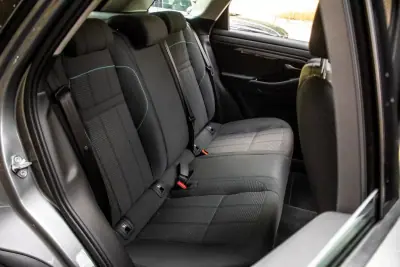 Land Rover Range Rover Evoque 2020 - 39900 EUR, 84922 km - AUTO.MOTO.pt - 84922km - foto 33 de 56