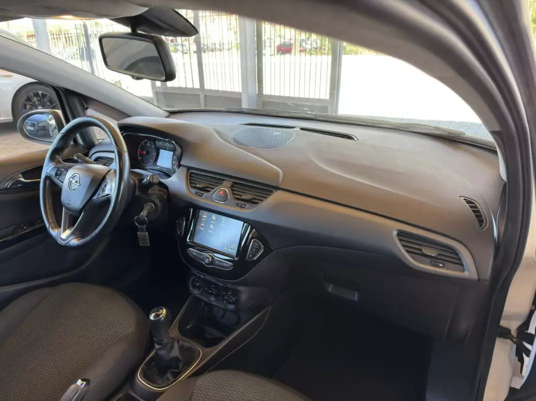 Opel Corsa 2016 - 8950 EUR, 95315 km - AUTO.MOTO.pt - 95315km - foto 26 de 27