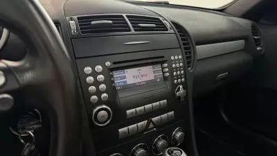 Mercedes-Benz SLK 200 2004 - 13990 EUR, 167477 km - AUTO.MOTO.pt - 167477km - foto 19 de 24