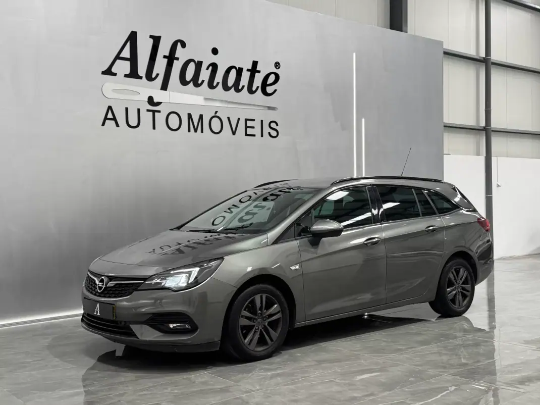 Opel Astra Sports Tourer 2019 - 11990 EUR, 117000 km - 117000km - foto 6 de 24