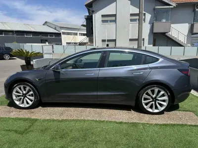 Tesla Model 3 2019 - 21900 EUR, 86000 km - AUTO.MOTO.pt - 86000km - foto 19 de 64