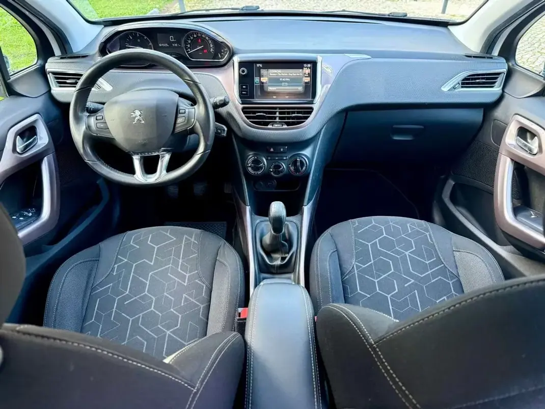 Peugeot 2008 2014 - 9890 EUR, 164650 km - AUTO.MOTO.pt - 164650km - foto 8 de 34
