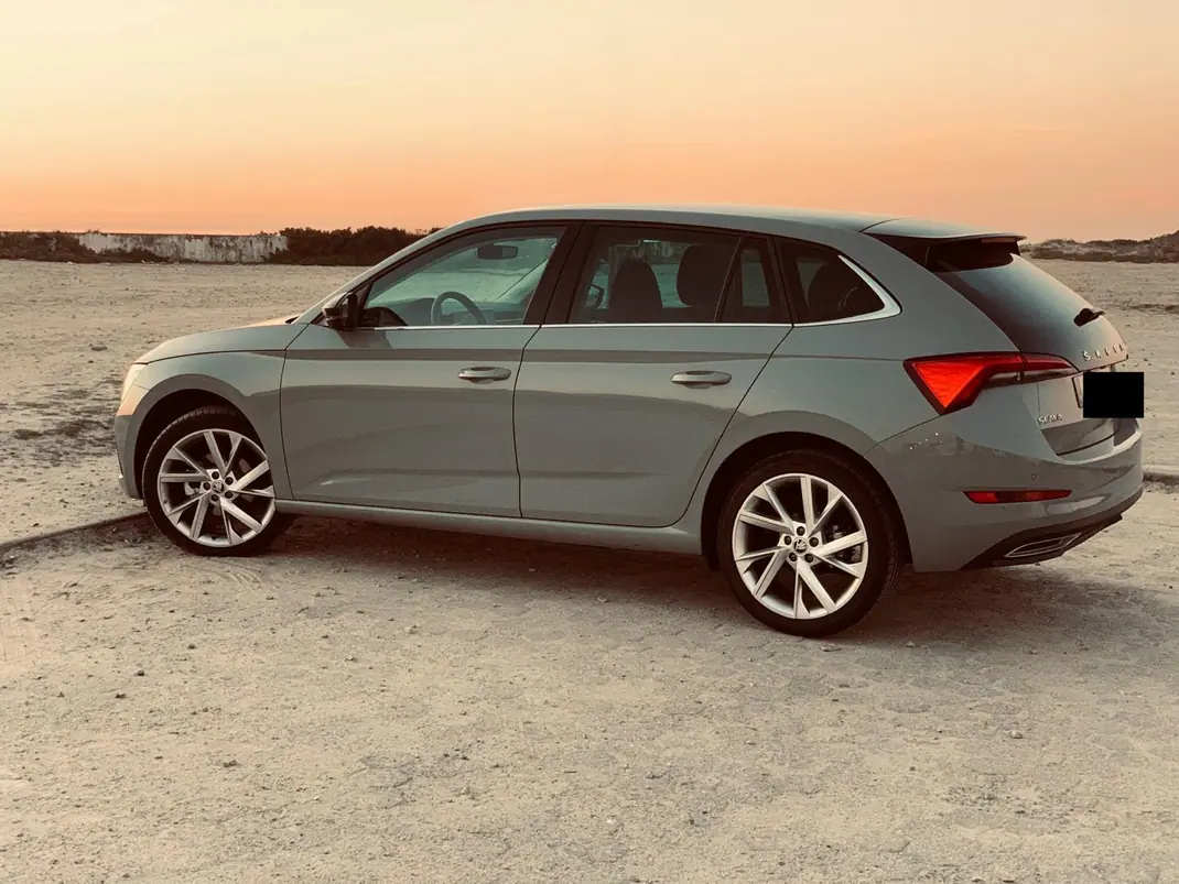 Skoda Scala 2020 - 16750 EUR, 100000 km - AUTO.MOTO.pt - 100000km - foto 8 de 13