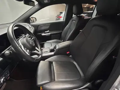Mercedes-Benz GLA 250 2022 - 31400 EUR, 142300 km - 142300km - foto 9 de 12