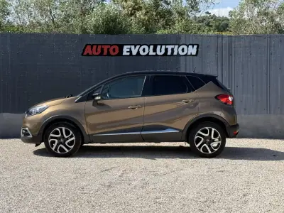 Renault Captur 2017 - 12950 EUR, 149900 km - AUTO.MOTO.pt - 149900km - foto 2 de 12