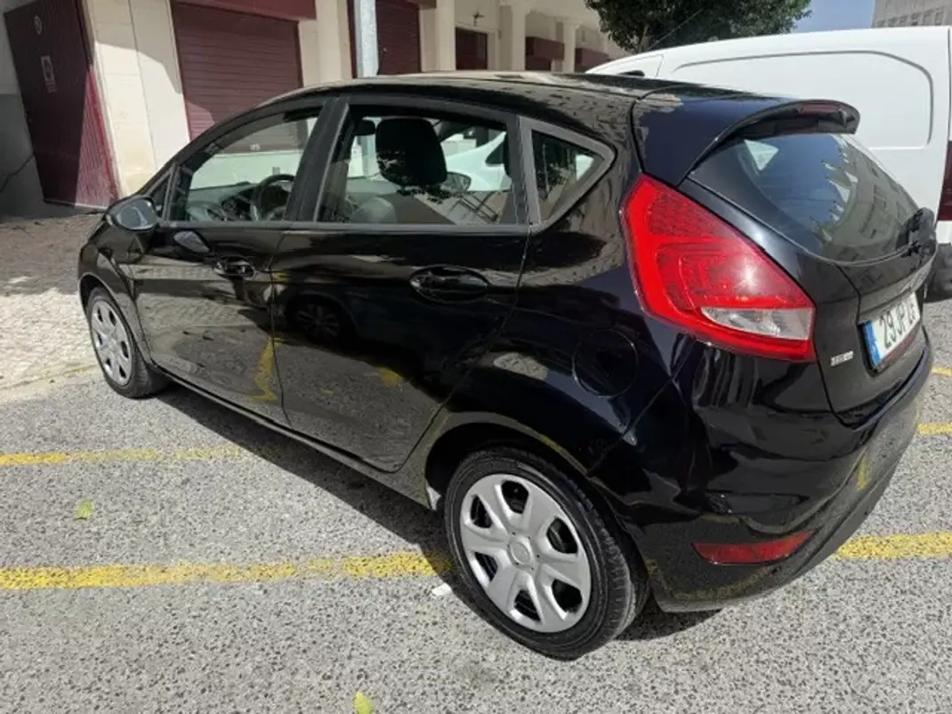 Ford Fiesta 2009 - 5500 EUR, 157000 km - 157000km - foto 12 de 30