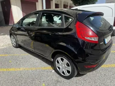 Ford Fiesta 2009 - 5500 EUR, 157000 km - 157000km - foto 12 de 30