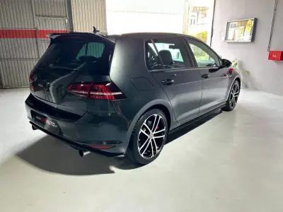 Volkswagen Golf 2014 - 20000 EUR, 187000 km - AUTO.MOTO.pt - 187000km - foto 5 de 33