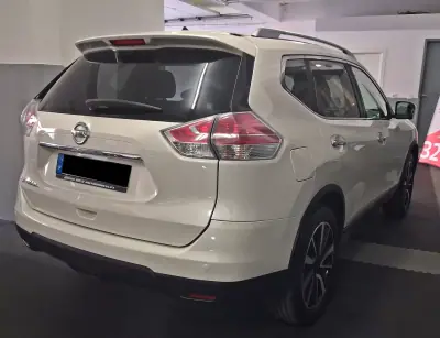 Nissan X-Trail 2016 - 15000 EUR, 150000 km - AUTO.MOTO.pt - 150000km - foto 6 de 28