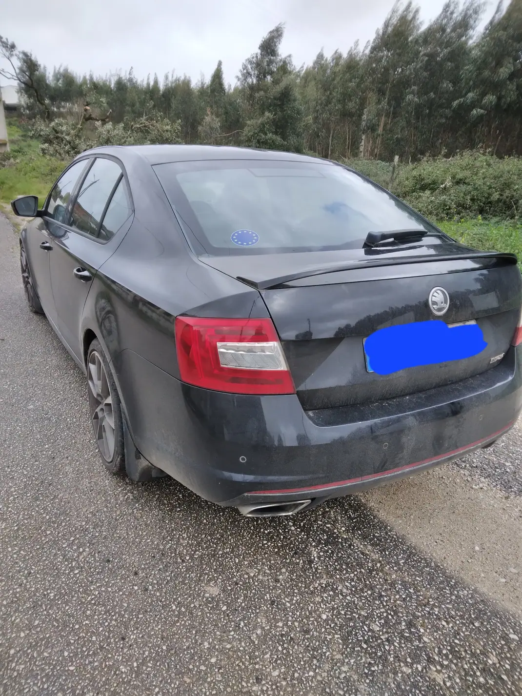 Skoda Octavia 2013 - 7500 EUR, 180000 km - AUTO.MOTO.pt - 180000km - foto 3 de 7