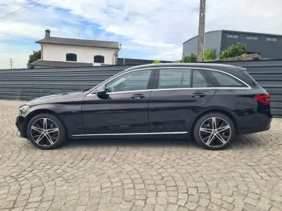 Mercedes-Benz C 300 2020 - 26590 EUR, 103371 km - AUTO.MOTO.pt - 103371km - foto 5 de 22