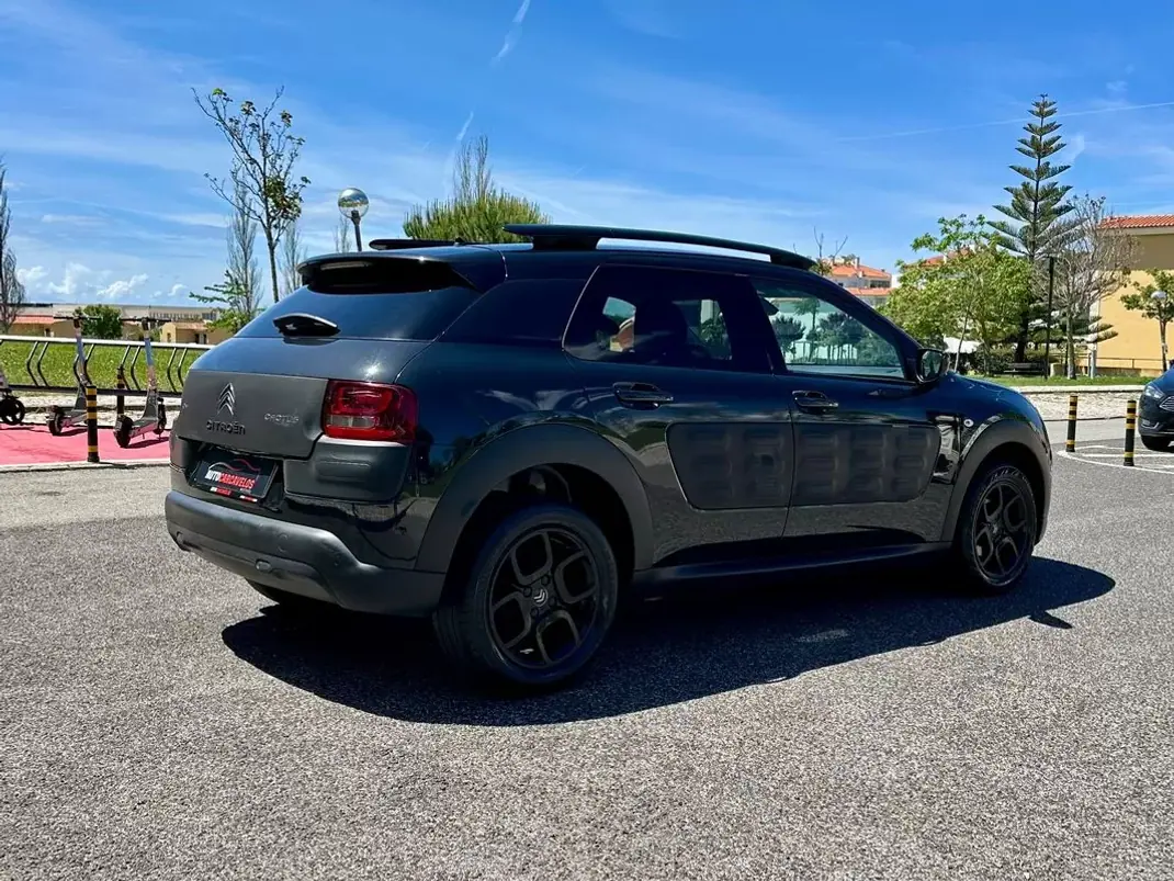 Citroën C4 Cactus 2018 - 9870 EUR, 89500 km - AUTO.MOTO.pt - 89500km - foto 7 de 47