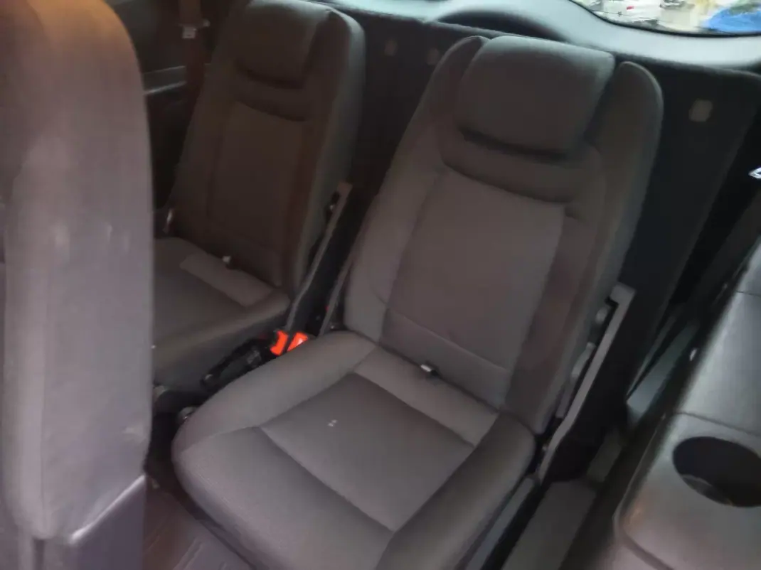 Ford S-Max 2009 - 7990 EUR, 214424 km - 214424km - foto 8 de 11