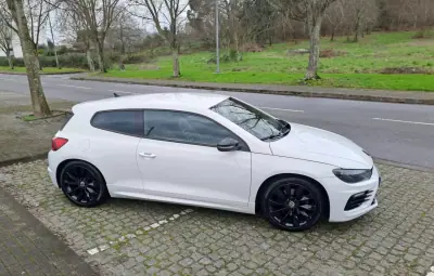 Volkswagen Scirocco 2008 - 13990 EUR, 180000 km - AUTO.MOTO.pt - 180000km - foto 7 de 12