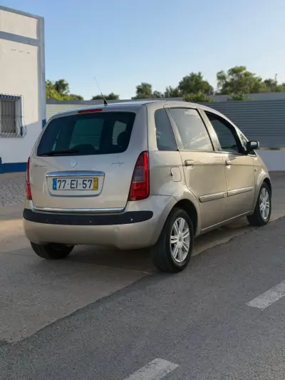 Lancia Musa 2007 - 5900 EUR, 128702 km - AUTO.MOTO.pt - 128702km - foto 6 de 9