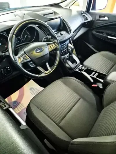 Ford C-Max 2016 - 13750 EUR, 78656 km - 78656km - foto 8 de 11