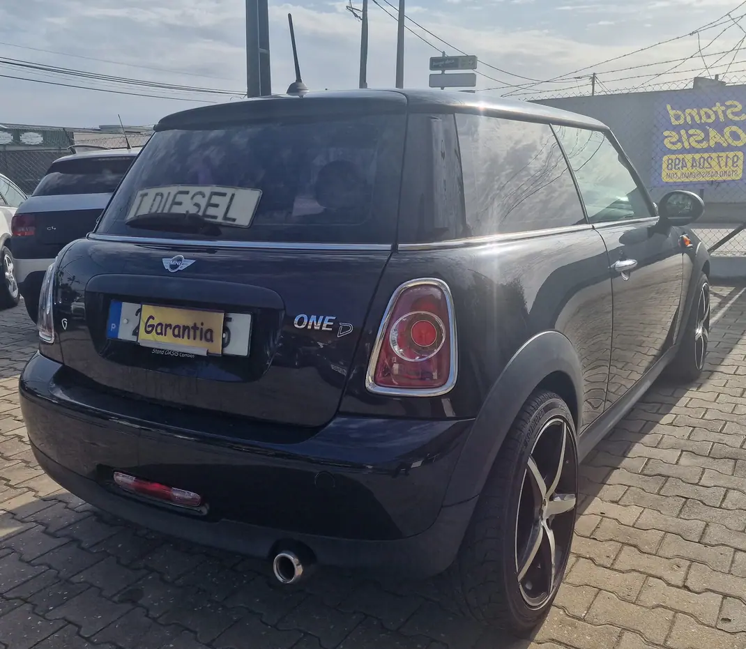 MINI One 2012 - 8750 EUR, 149000 km - 149000km - foto 4 de 13