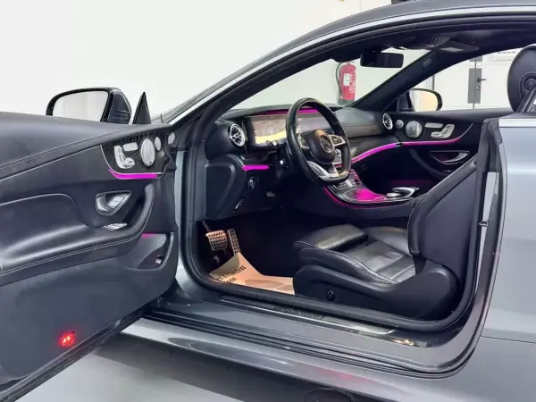 Mercedes-Benz E 220 2019 - 36750 EUR, 89000 km - AUTO.MOTO.pt - 89000km - foto 21 de 60