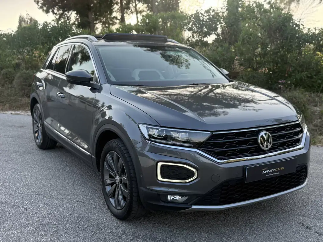 Volkswagen T-Roc 2020 - 21699 EUR, 50000 km - AUTO.MOTO.pt - 50000km - foto 4 de 21