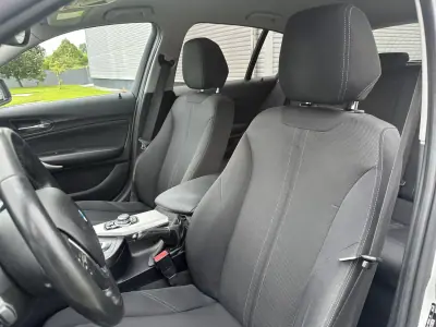 BMW 116 2016 - 17000 EUR, 220000 km - AUTO.MOTO.pt - 220000km - foto 26 de 51