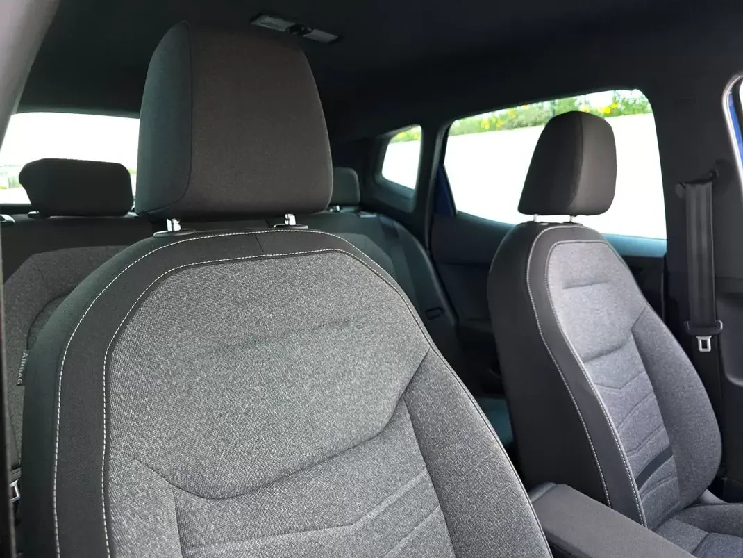 SEAT Arona 2023 - 16900 EUR, 73900 km - AUTO.MOTO.pt - 73900km - foto 28 de 37