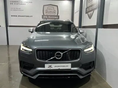 Volvo XC 90 2018 — foto 2 de 60