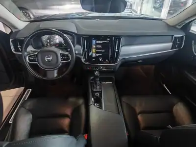 Volvo V90 2017 - 23500 EUR, 131000 km - AUTO.MOTO.pt - 131000km - foto 20 de 39