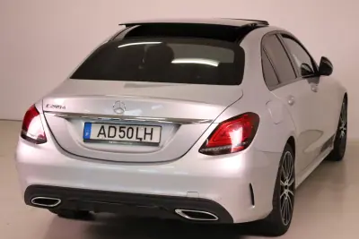 Mercedes-Benz C 200 2019 - 26990 EUR, 136463 km - AUTO.MOTO.pt - 136463km - foto 24 de 43