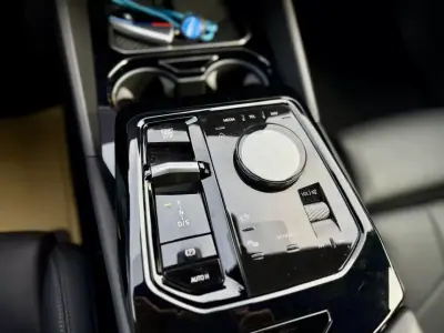 BMW 520 2024 - 52450 EUR, 45000 km - AUTO.MOTO.pt - 45000km - foto 25 de 27