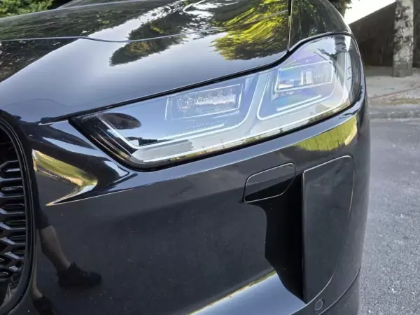 Jaguar I-Pace 2020 - 24499 EUR, 128765 km - AUTO.MOTO.pt - 128765km - foto 16 de 41
