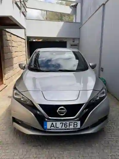 Nissan Leaf 2021 - 11000 EUR, 150000 km - AUTO.MOTO.pt - 150000km - foto 8 de 8