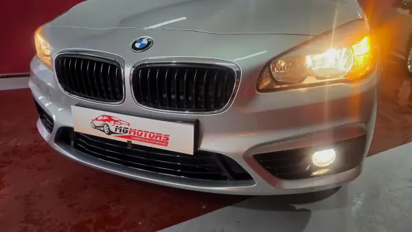 BMW 216 Active Tourer 2016 - 14890 EUR, 92637 km - AUTO.MOTO.pt - 92637km - foto 11 de 55