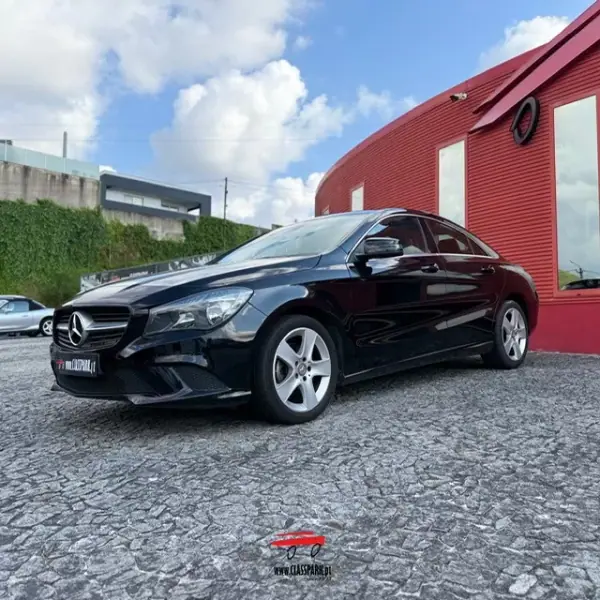 Mercedes-Benz CLA 180 2015 - 16500 EUR, 184000 km - AUTO.MOTO.pt - 184000km - foto 18 de 22