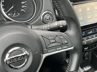 Nissan Qashqai 2017 - 18500 EUR, 128000 km - AUTO.MOTO.pt - 128000km - foto 18 de 27