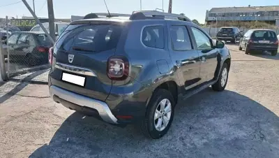 Dacia Duster 2019 - 13999 EUR, 140000 km - AUTO.MOTO.pt - 140000km - foto 14 de 15