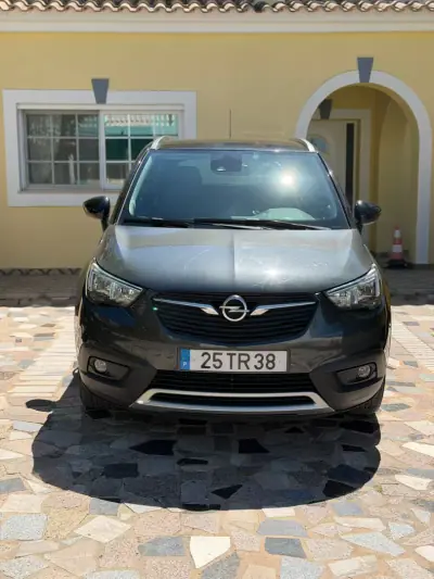 Opel Crossland X 2017 - 11900 EUR, 88005 km - AUTO.MOTO.pt - 88005km - foto 3 de 9