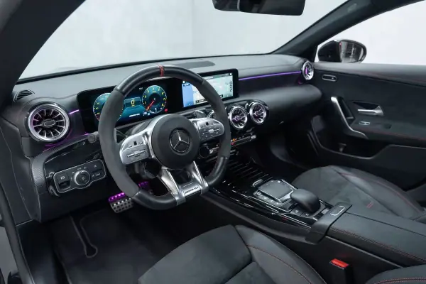 Mercedes-Benz CLA 45 AMG 2023 - 54950 EUR, 27000 km - AUTO.MOTO.pt - 27000km - foto 15 de 47
