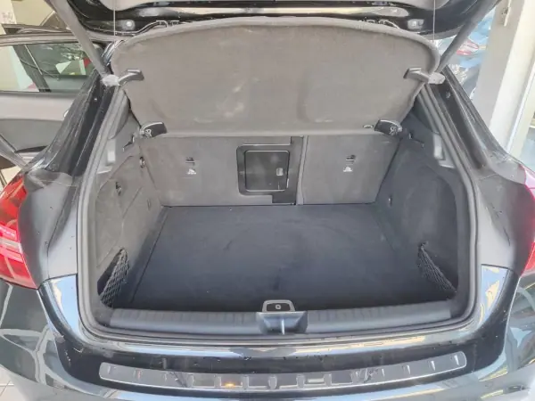 Mercedes-Benz GLA 200 2018 - 22750 EUR, 191200 km - AUTO.MOTO.pt - 191200km - foto 16 de 36