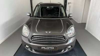 MINI Countryman 2010 - 10980 EUR, 187041 km - AUTO.MOTO.pt - 187041km - foto 2 de 28